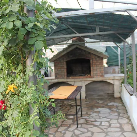 Holiday Home Flora Mostar Exterior photo
